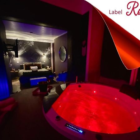 Suite Kassiopee, Romantisme, Balneo, Sauna Quimperle Ngoại thất bức ảnh